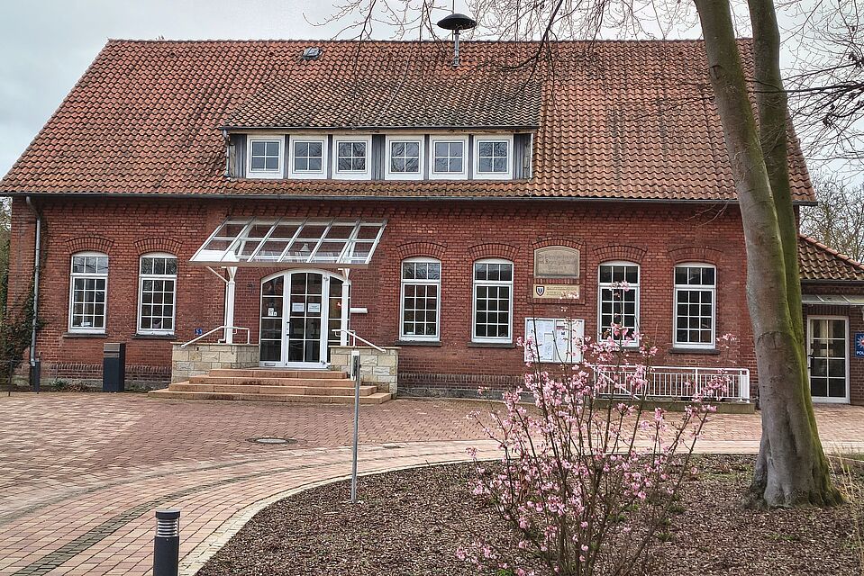 Rathaus Samtgemeinde Nienstädt Rathaus Samtgemeinde Nienstädt